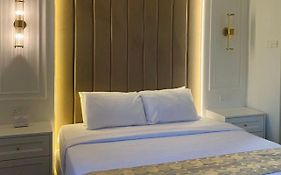 Swiss Avenue Hotel